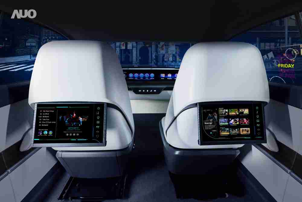 2468BET新一代Smart Cockpit 2024，，，以Micro LED先进显示技术优势，，创建〝可卷式后座娱乐显示器〞，，仅在互动时才显示出所需画面及信息，，扩充更丰富的娱乐和交互信息服务，，，，获国际奖项荣耀